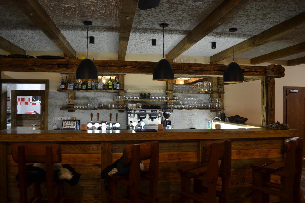 Tri Kopy*** - Penzion, Restauracia A Pizza Смречаны Экстерьер фото